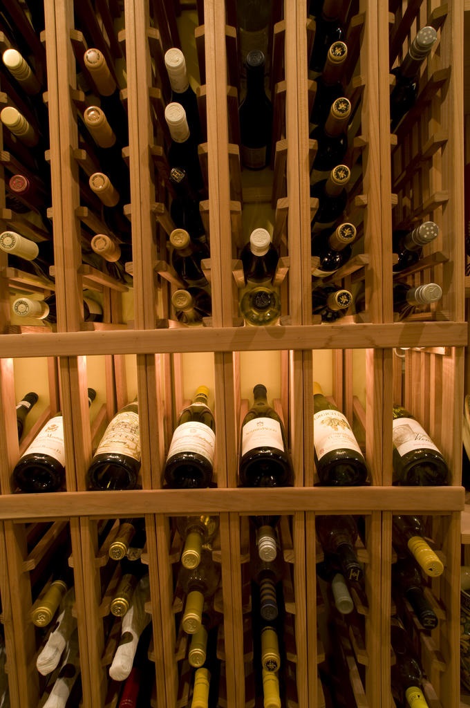 Effective Wine Cellar Lighting in California